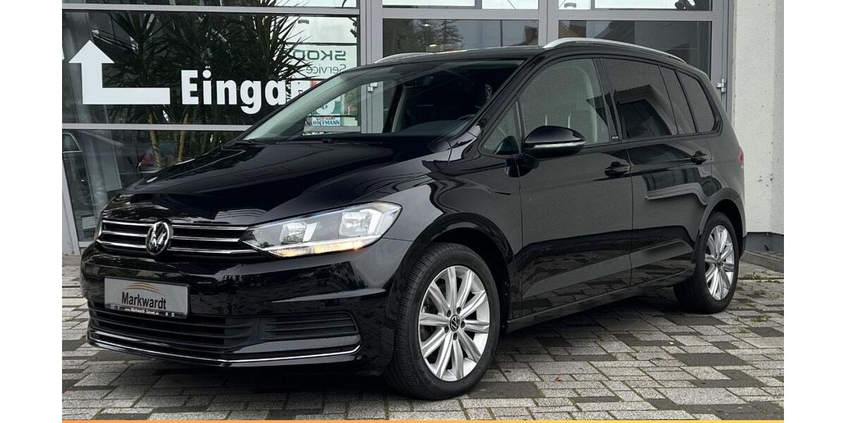 VW Touran 28.000 km 29.694 &euro; Zossen 15806