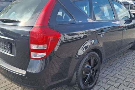 Kia ceed Sportswagon 123.030 km 5.990 &euro; Verl 33415