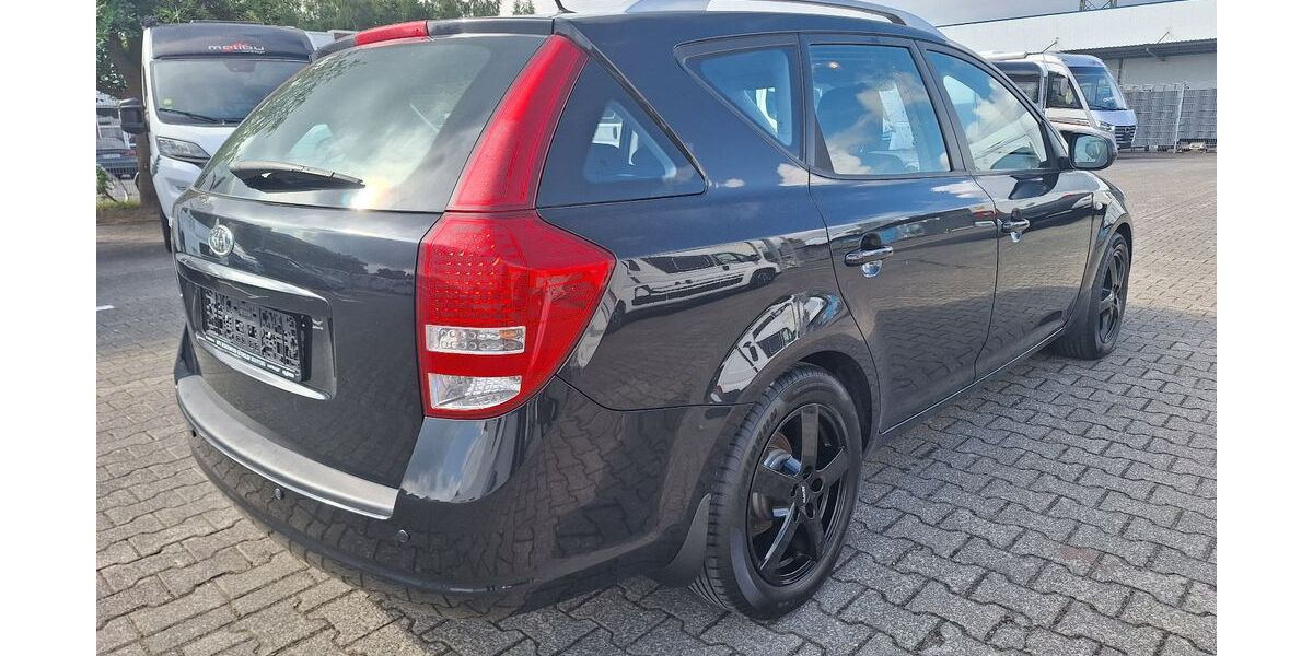 Kia ceed Sportswagon 123.030 km 5.990 &euro; Verl 33415