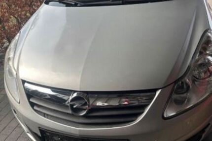 Opel Corsa 135.000 km 1.950 &euro; Schiffdorf-spaden 27619