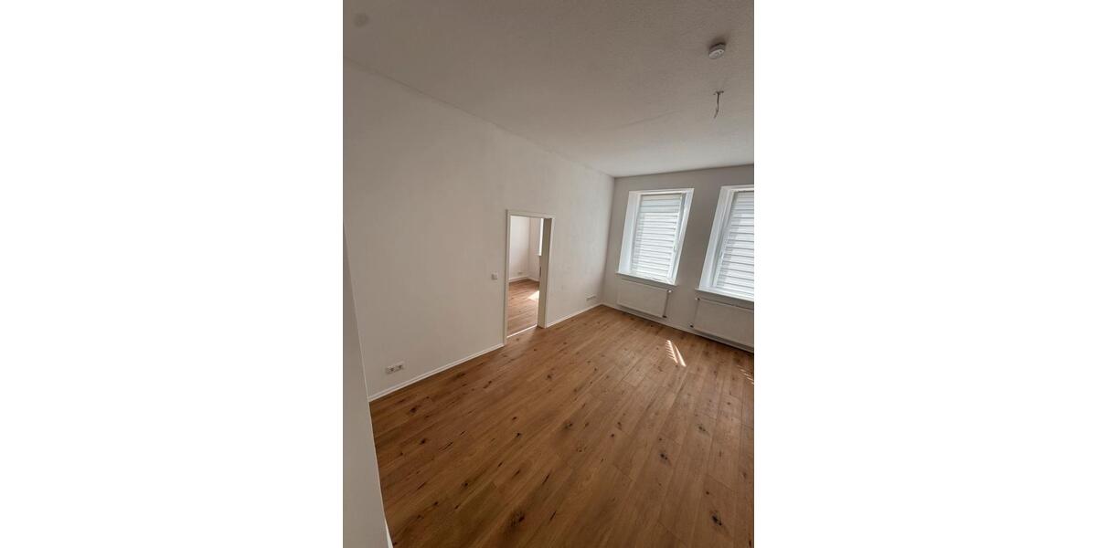 Erdgeschoßwohnung Hof Altstadt - 3 Zimmer, 64 m&sup2;, 195.000&euro; | Angebot:26399365