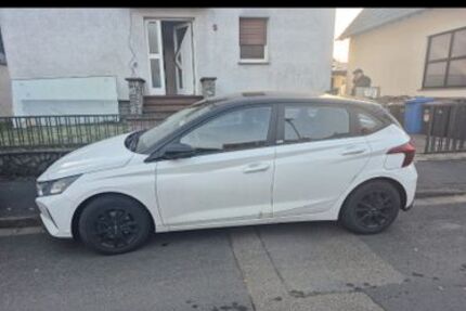 Hyundai i20 61.000 km 13.900 &euro; Bad Homburg 61352