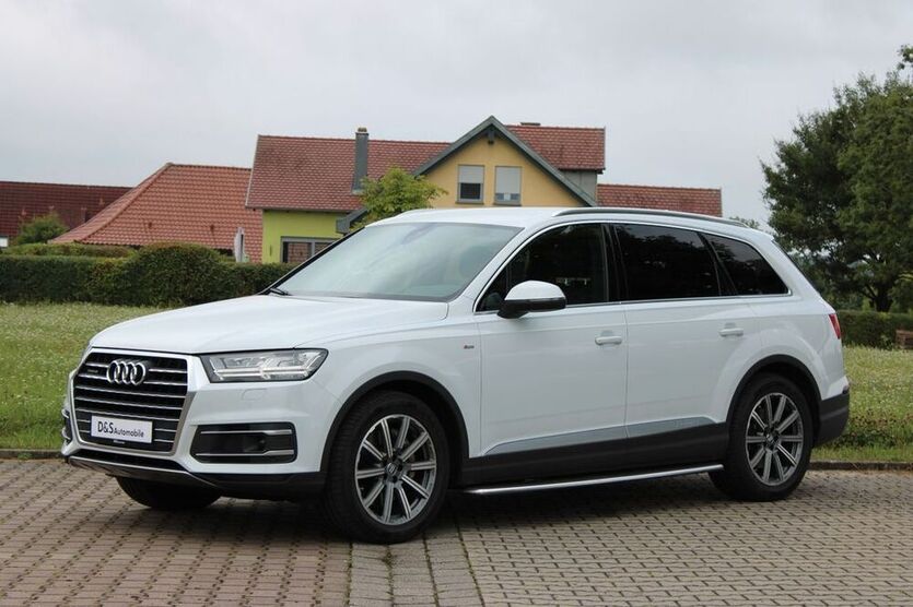 Q7