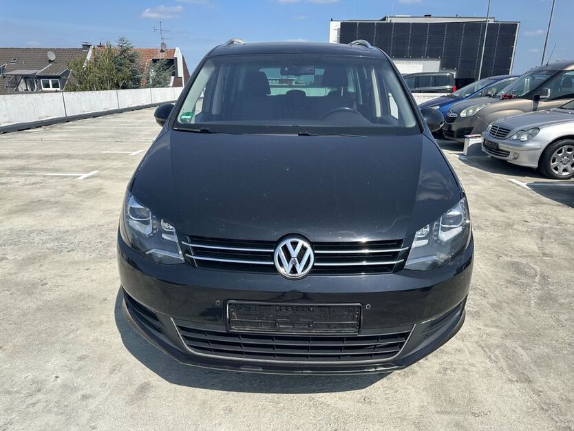 VW Sharan 184.000 km 13.500 € Neuss 41462