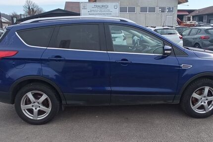 Ford Kuga 122.500 km 7.000 &euro; Furth im Wald 93437