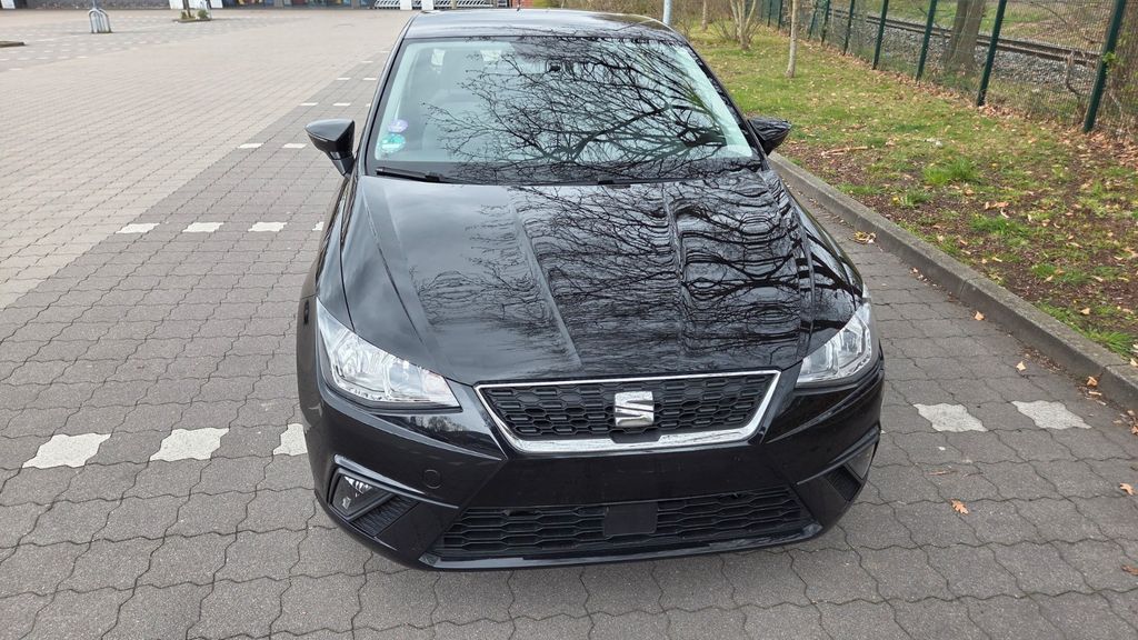Seat Ibiza 87.000 km 9.990 &euro; Hamburg 22607