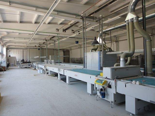 Voll ausgestattete Lager- und Produnktionshalle in Großenhain, unweit der A13! zimmer