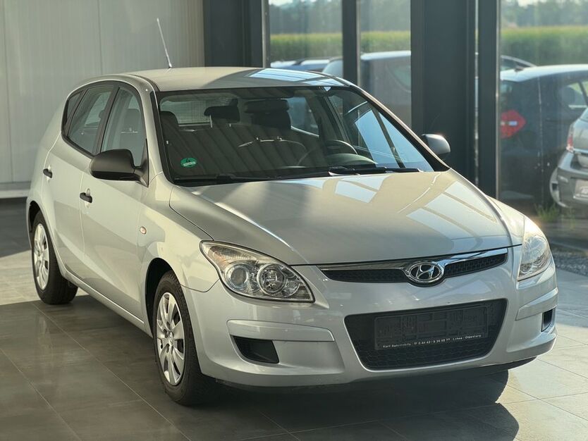 Hyundai i30 180.000 km 2.590 € Neuenhaus 49828