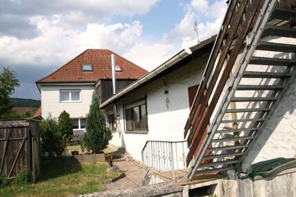 Haus Gerolfingen - 10 Zimmer, 300 m&sup2;, 215.000&euro; | Angebot:27050056
