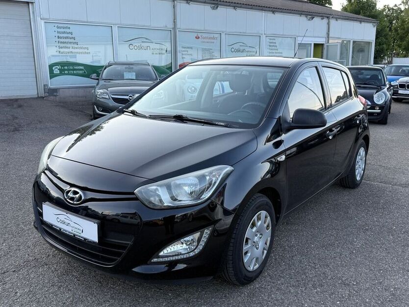i20