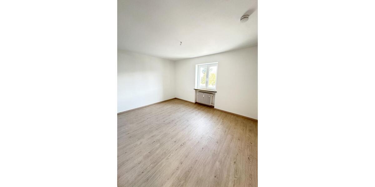 Etagenwohnung Waldmünchen - 4 Zimmer, 93 m&sup2;, 625&euro; | Angebot:26665961