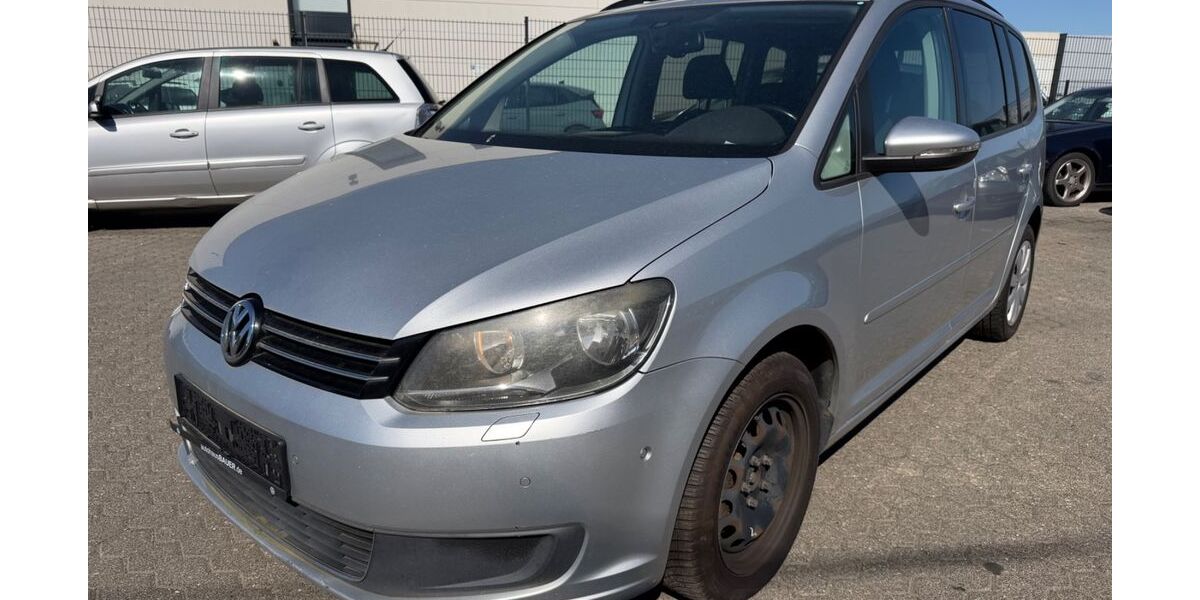 VW Touran 294.317 km 2.990 &euro; Weilerswist 53919