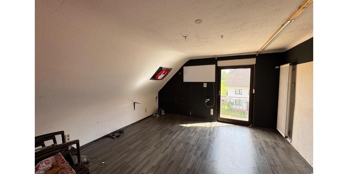 Einfamilienhaus Beckingen - 6 Zimmer, 135 m&sup2;, 148.500&euro; | Angebot:26342359