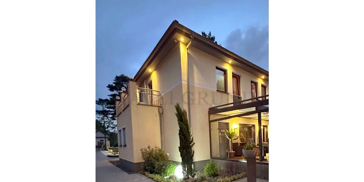 Einfamilienhaus Falkensee - 7 Zimmer, 206 m&sup2;, 1.495.000&euro; | Angebot:26660957