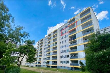 Helle 2-Zimmer-Wohnung mit Balkon & Schwimmbad & Sauna zimmer