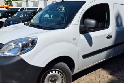 Renault Kangoo 86.000 km 14.990 € München 81247