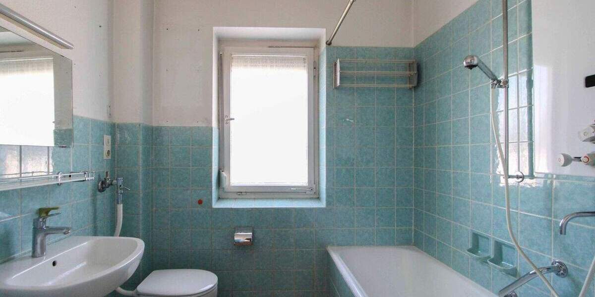 Mehrfamilienhaus, Wohnhaus Stuttgart Botnang - 9 Zimmer, 204 m&sup2;, 1.200.000&euro; | Angebot:25472277