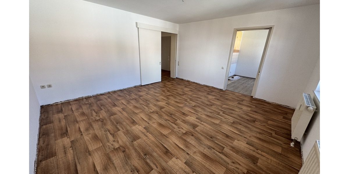 Idyllisch wohnen im Zentrum von Weida. 3 Raum Wohnung mit Balkon und Aufzug! - Etagenwohnung Weida Liebsdorf | Angebot:26882406