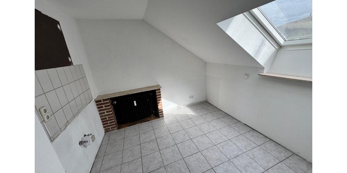 Dachgeschoßwohnung Werther (Westfahlen) - 2 Zimmer, 70 m&sup2;, 600&euro; | Angebot:26326032