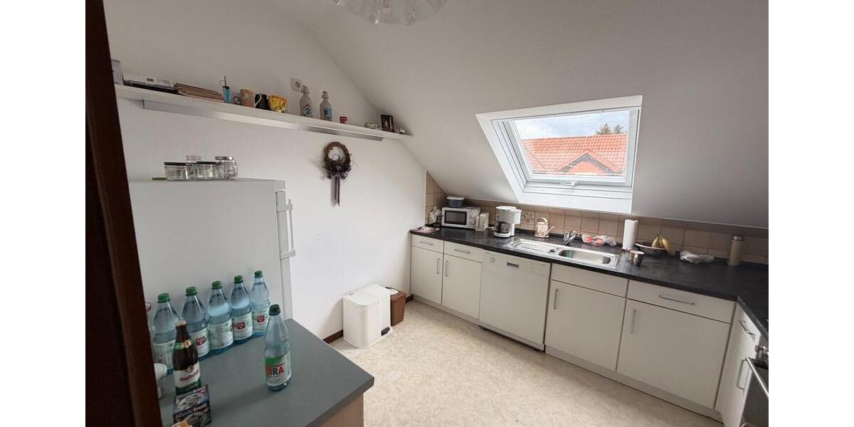 Dachgeschoßwohnung Petersberg - 3 Zimmer, 76 m&sup2;, 229.000&euro; | Angebot:25944122