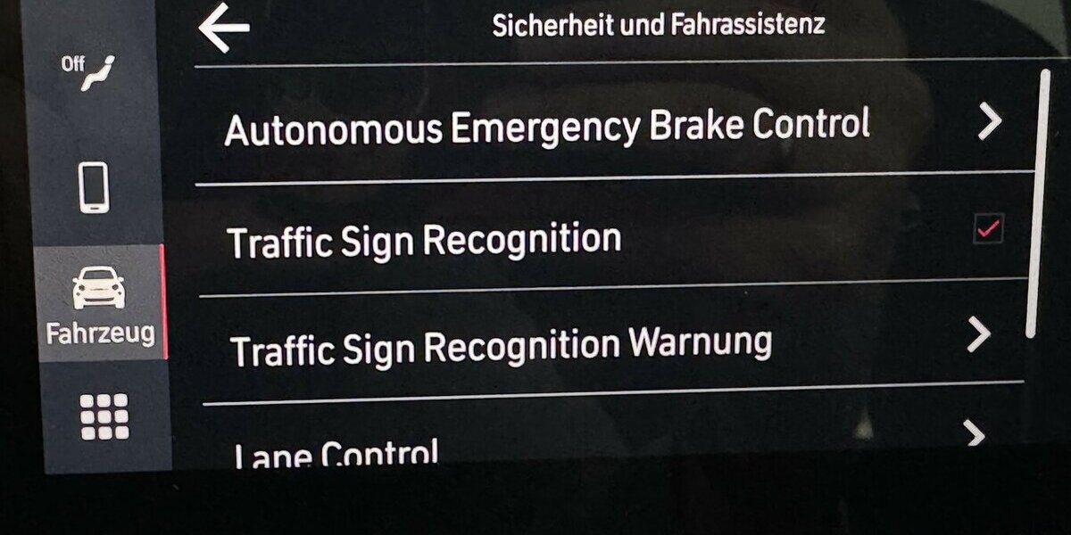 Fiat 500e Action Carplay Android Automatik 1.Hand 11.600 km 12.600 &euro; Lich 35423