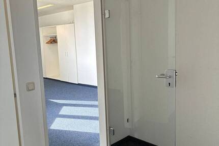 Gewerbeobjekt Krefeld Kempener Feld/Baakeshof - 898&euro; | Angebot:26351945