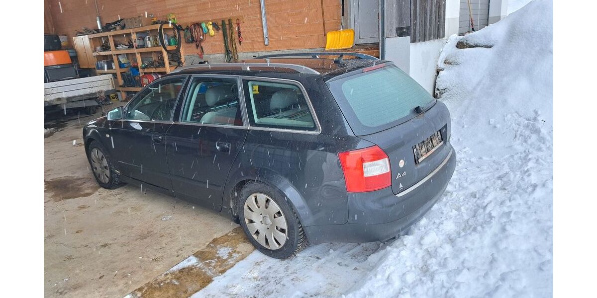 Audi A4 356.000 km 990 &euro; Waldkirchen 94065