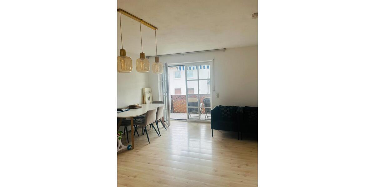 Maisonettenwohnung Höhenkirchen-Siegertsbrunn Siegertsbrunn - 4.5 Zimmer, 100 m&sup2;, 1.500&euro; | Angebot:26291895