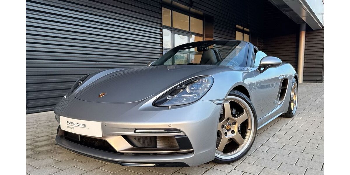 Porsche Boxster 5.890 km 102.689 &euro; Ettlingen 76275