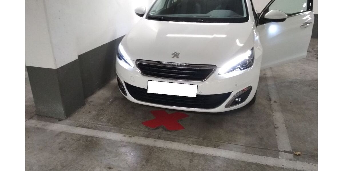 Peugeot 308 167.200 km 6.200 &euro; München 81739