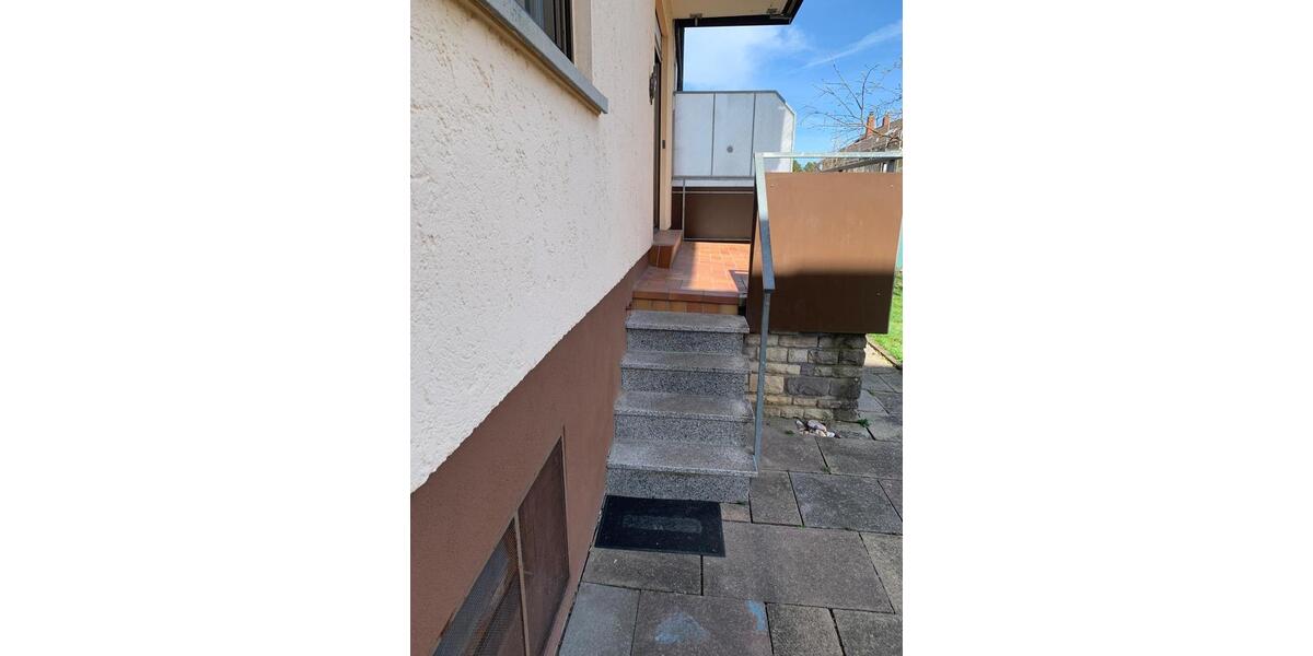 Doppelhaushälfte Villingen-Schwenningen Schwenningen - 8 Zimmer, 169 m&sup2;, 390.000&euro; | Angebot:26426887
