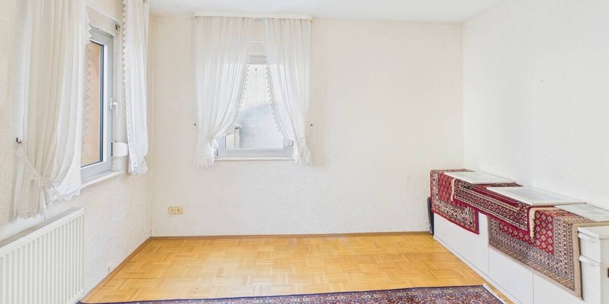Einfamilienhaus Niederdorfelden - 1 Zimmer, 258 m&sup2;, 599.000&euro; | Angebot:25699004