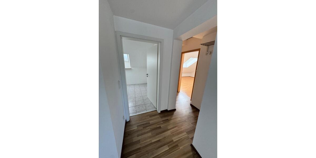 Dachgeschoßwohnung Werther (Westfahlen) - 2 Zimmer, 70 m&sup2;, 600&euro; | Angebot:26326032