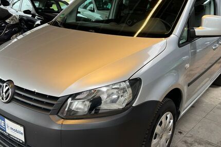 VW Caddy 210.000 km 3.999 &euro; Lemgo 32657