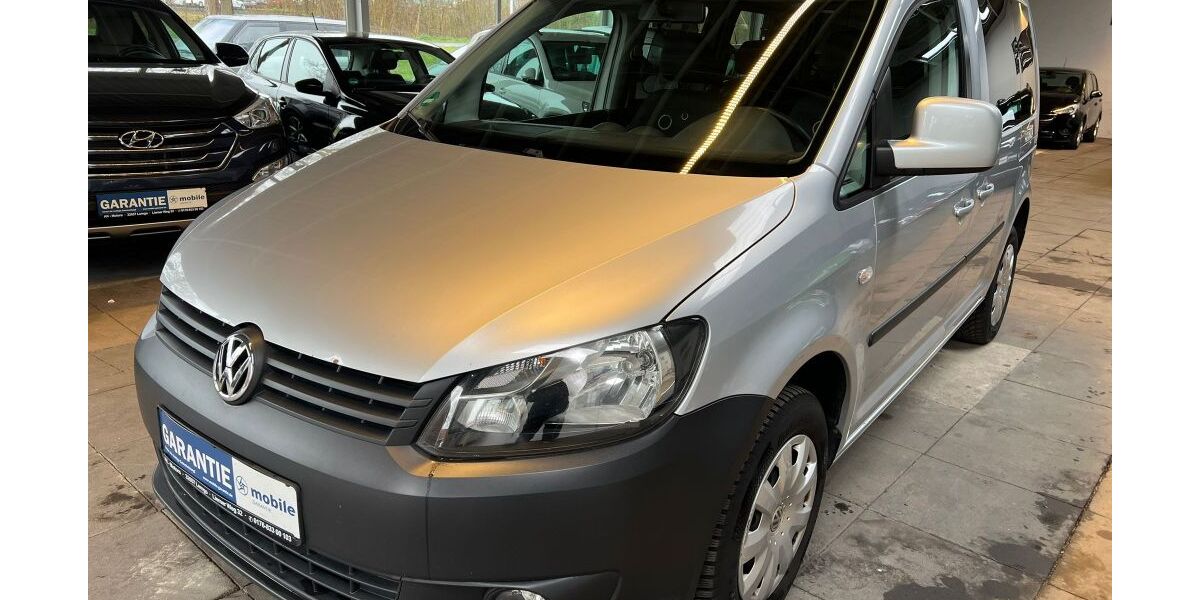 VW Caddy 210.000 km 3.999 &euro; Lemgo 32657