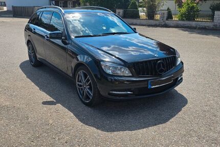 Mercedes-Benz C 220 235.732 km 9.990 &euro; Heilsbronn 91560
