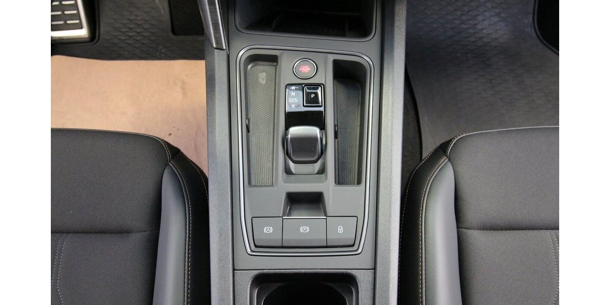 Cupra Leon Sportstourer e-HYBRID 6-DSG NAVI+LED+KAMERA 23.150 km 27.900 &euro; Hagenow 19230