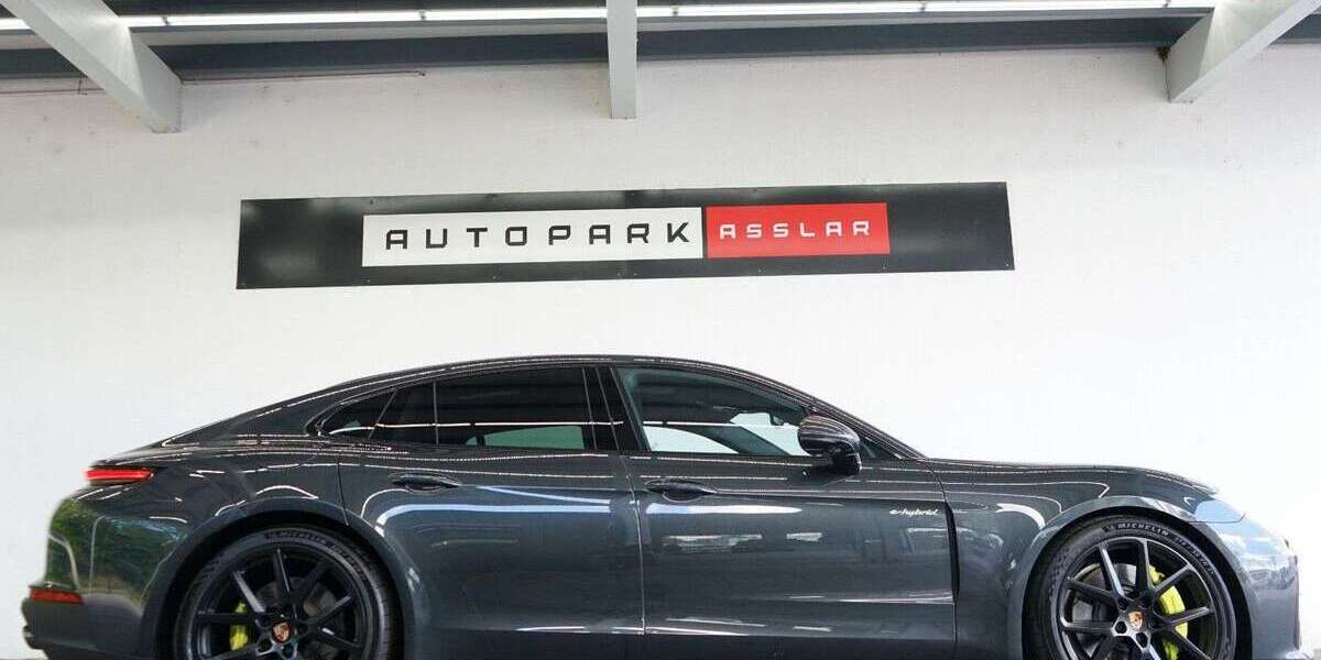 Porsche Panamera 35.300 km 111.680 &euro; Asslar 35614