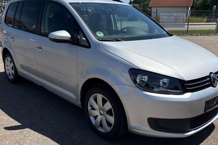 VW Touran 161.000 km 2.999 &euro; Durach 87471