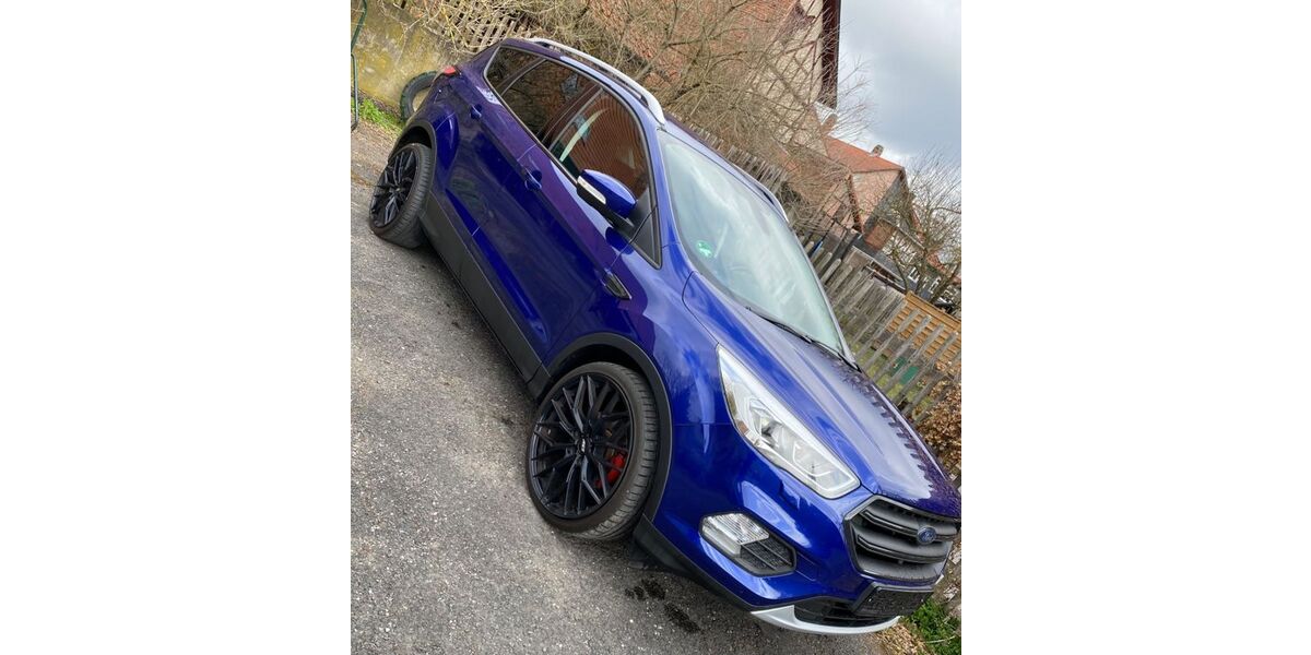 Ford Kuga 91.800 km 13.000 &euro; Schleusingen 98553