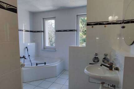 Wohnung Sehmatal - 3 Zimmer, 65 m&sup2;, 51.000&euro; | Angebot:26672958