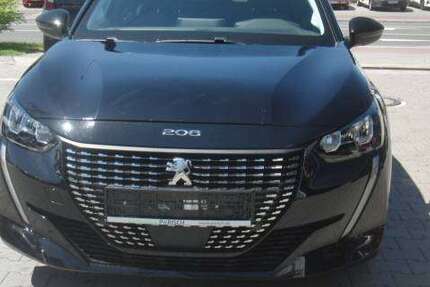 Peugeot 208 58.861 km 12.900 &euro; Erlangen 91058