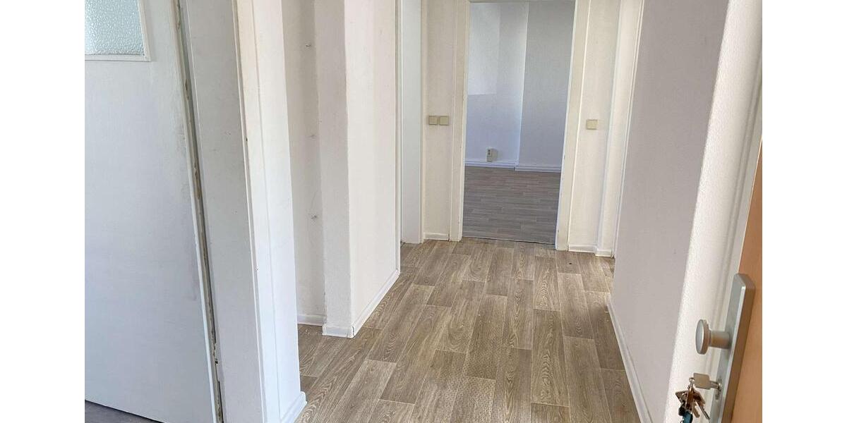 Etagenwohnung Forst (Lausitz) - 3 Zimmer, 79 m&sup2;, 389&euro; | Angebot:26146310