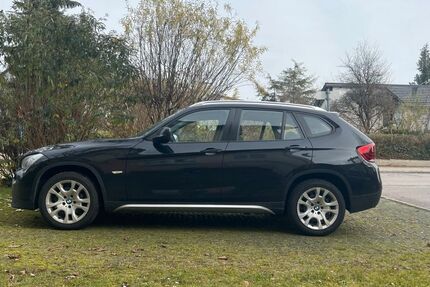BMW X1 253.000 km 7.000 € München 81929