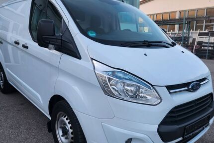 Ford Transit Custom 361.000 km 4.998 € Dachau 85221