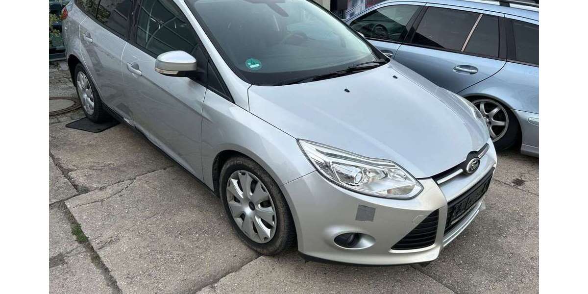 Ford Focus 194.000 km 2.750 &euro; Kirschau 02681