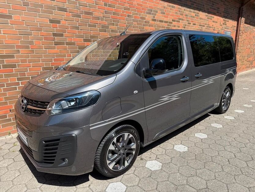 Zafira Life