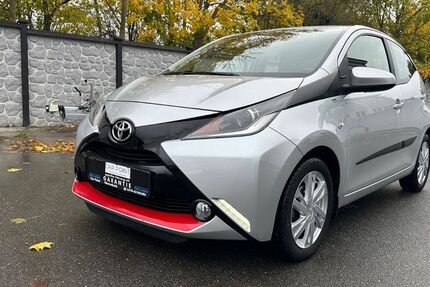 Toyota Aygo (X) 122.000 km 6.800 € Oberasbach 90522