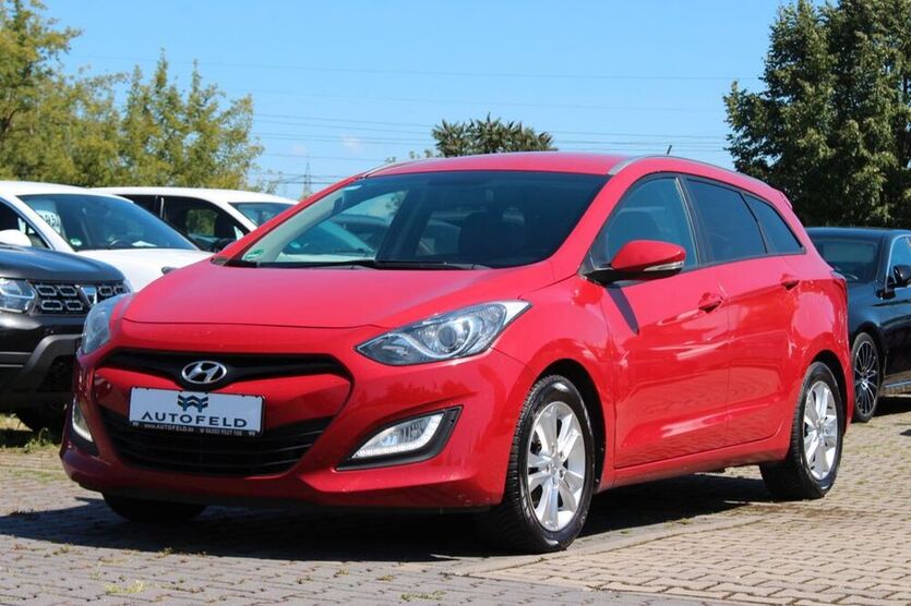 i30