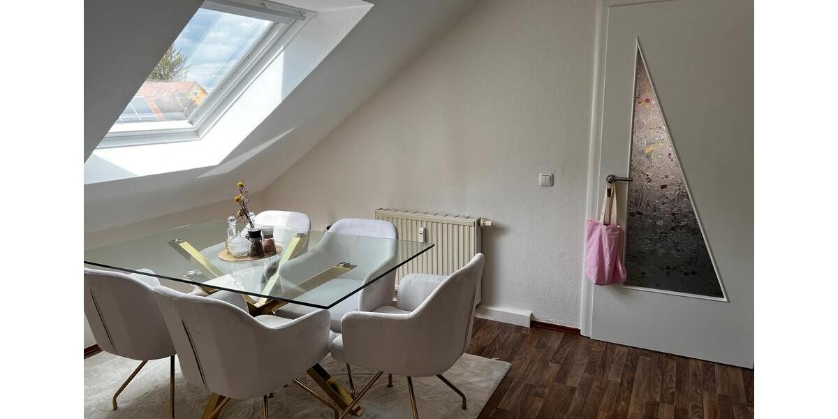 Dachgeschoßwohnung Meitingen - 3 Zimmer, 65 m&sup2;, 850&euro; | Angebot:26678749
